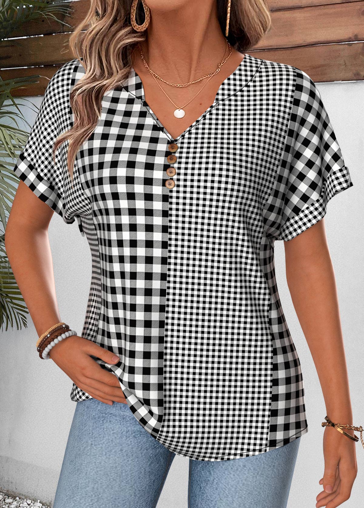 Black Plaid Tummy Coverage Short Sleeve T Shirt | picture 