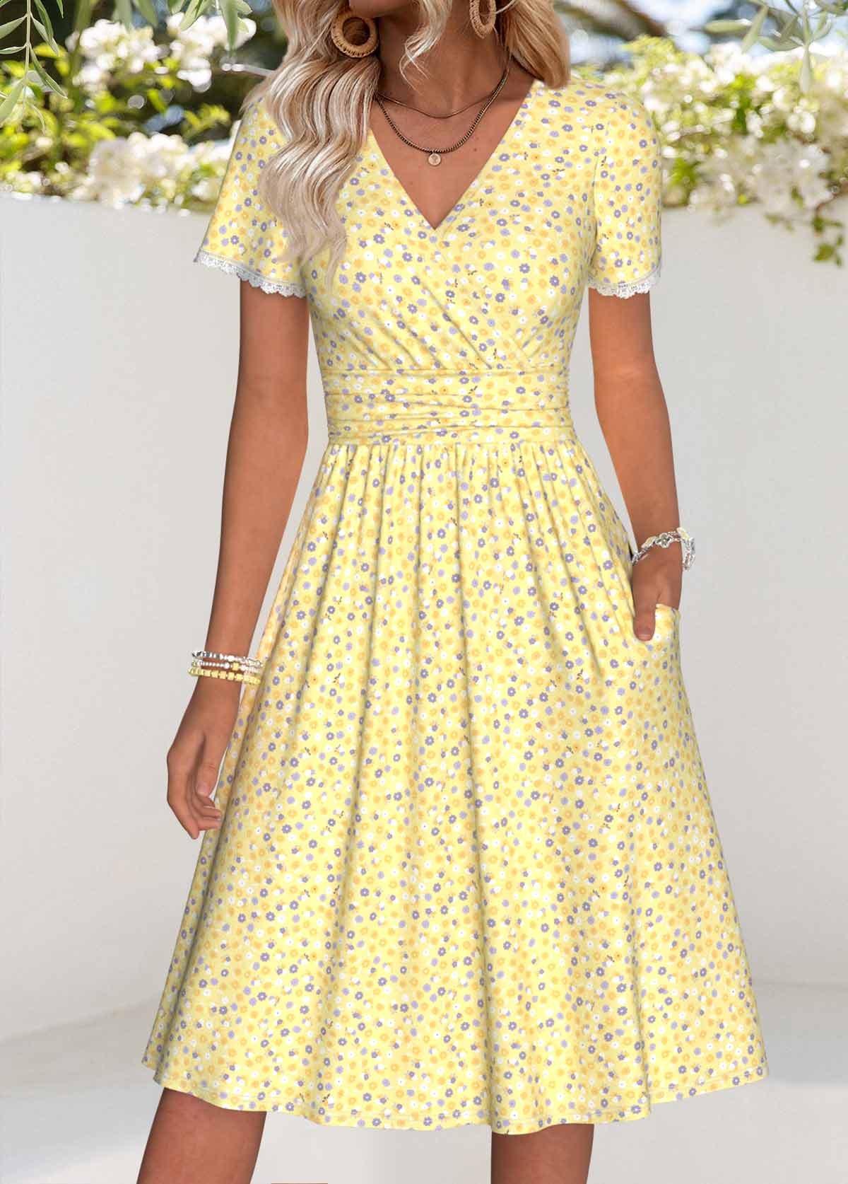 Light Yellow Ditsy Floral Print Double Side Pockets Dress | picture 