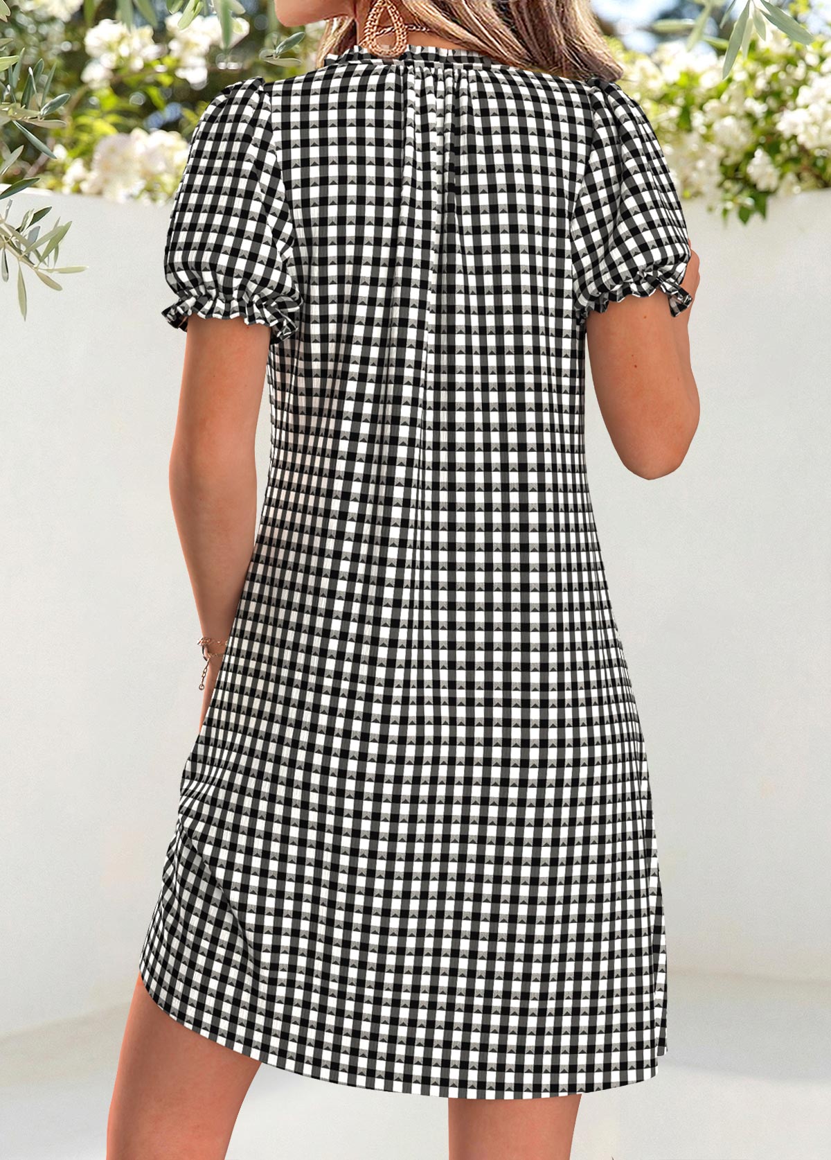 Black Plaid Short Tuck Stitch V Neck Dress | picture 