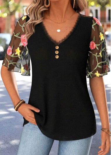 women clothes image of Black Curved Hem Half Sleeve V Neck T Shirt