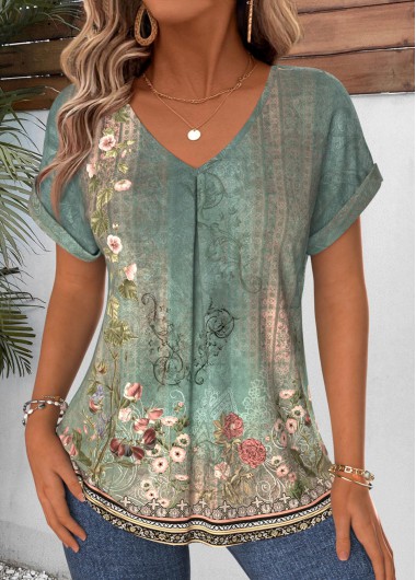 women clothes image of Sage Green Tribal Print Curved Hem T Shirt