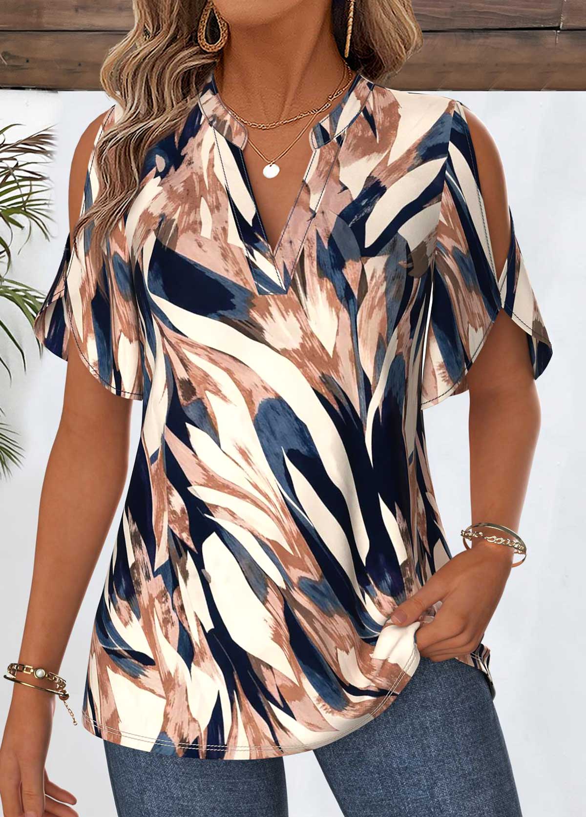 Multi Color Geometric Print Curved Hem Half Sleeve Blouse | picture 