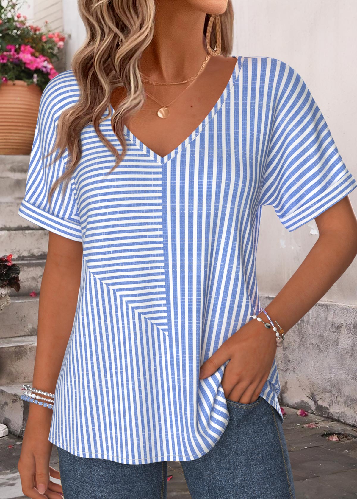 Blue Striped Curved Hem Short Sleeve T Shirt | picture 