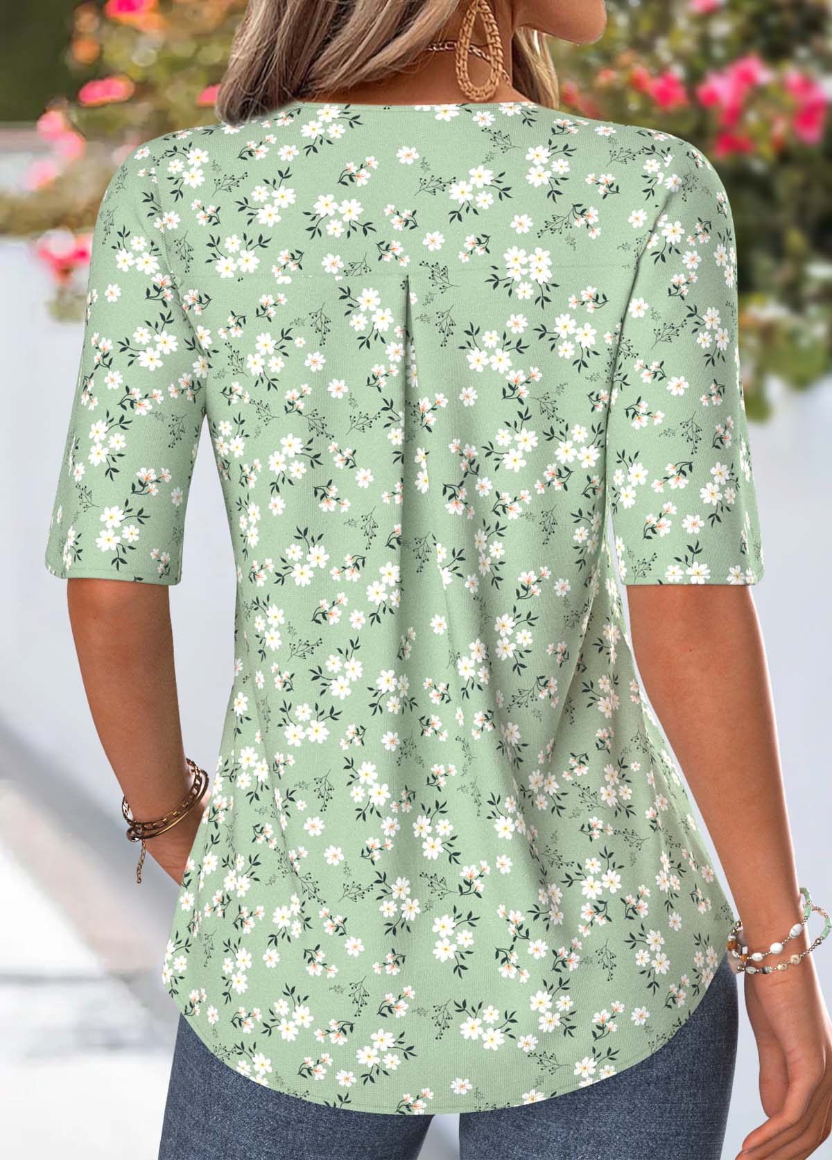 Sage Green Ditsy Floral Print Curved Hem Blouse | picture 