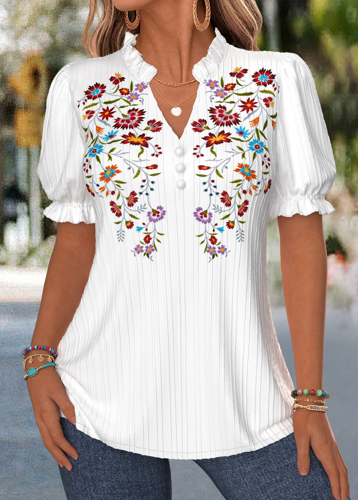 White Floral Print Curved Hem Short Sleeve Blouse | picture 