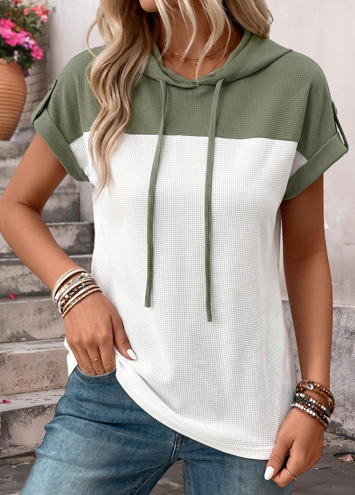 Sage Green Curved Hem Short Sleeve Hooded T Shirt | picture 
