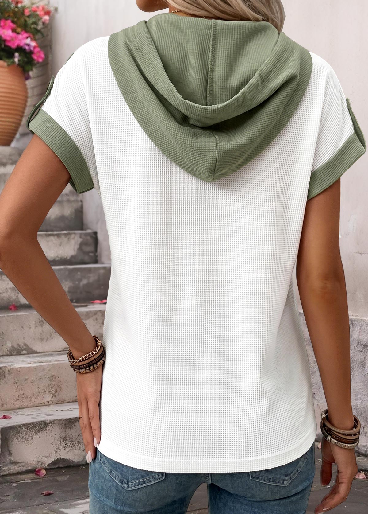 Sage Green Curved Hem Short Sleeve Hooded T Shirt | picture 