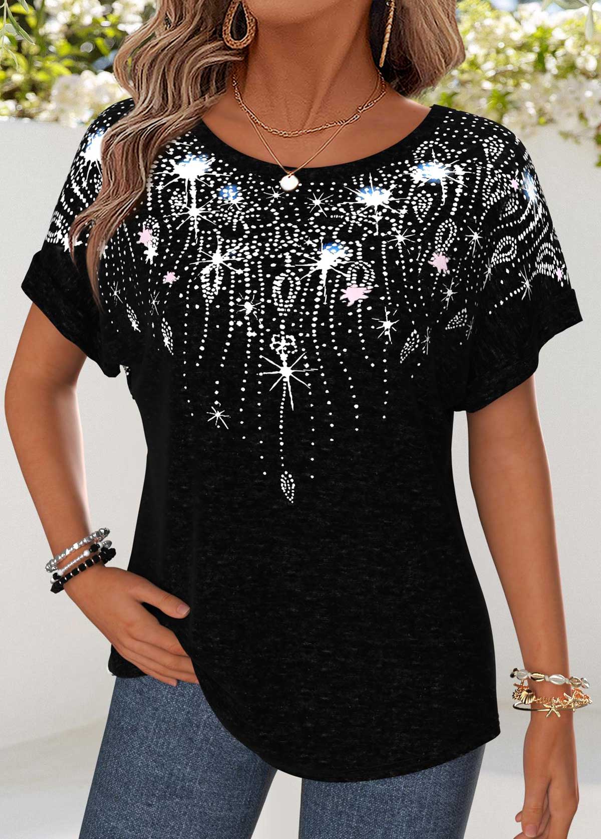 Black Geometric Print Curved Hem Short Sleeve T Shirt | picture 