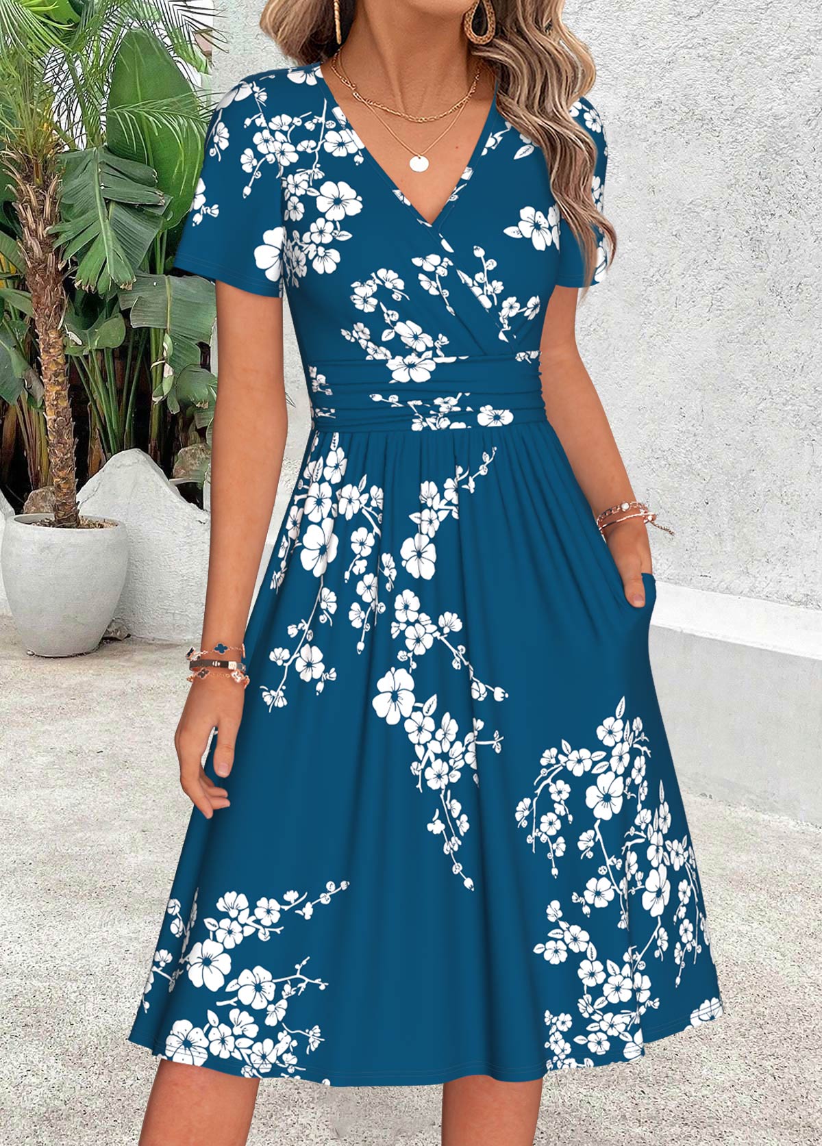 Turquoise Floral Print Shirred Short Sleeve V Neck Dress | picture 