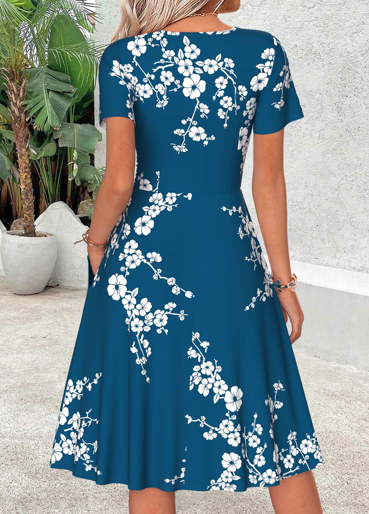 Turquoise Floral Print Shirred Short Sleeve V Neck Dress | picture 