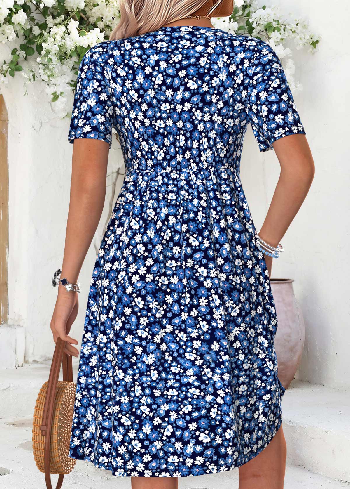 Blue Floral Print Twist Short Sleeve V Neck Dress | picture 