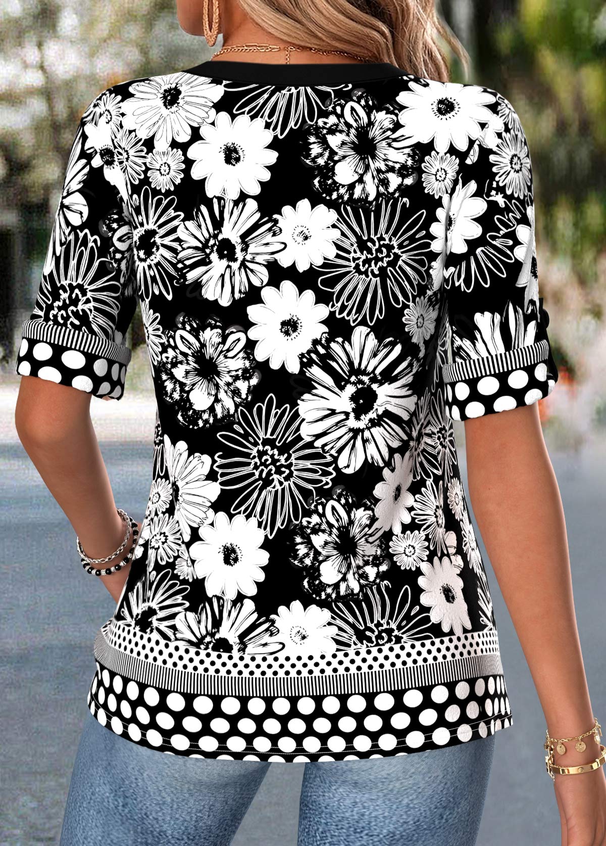 Black Floral Print Tuck Stitch Short Sleeve Blouse | picture 