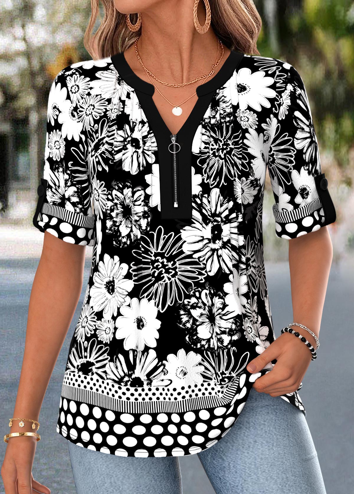 Black Floral Print Tuck Stitch Short Sleeve Blouse | picture 