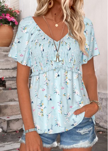 women clothes image of Light Blue Ditsy Floral Print Curved Hem T Shirt