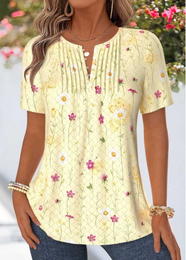 women clothes image of Light Yellow Floral Print Tuck Stitch Short Sleeve Blouse