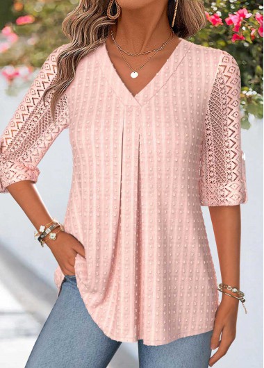 women clothes image of Pink Curved Hem 3/4 Sleeve V Neck Blouse