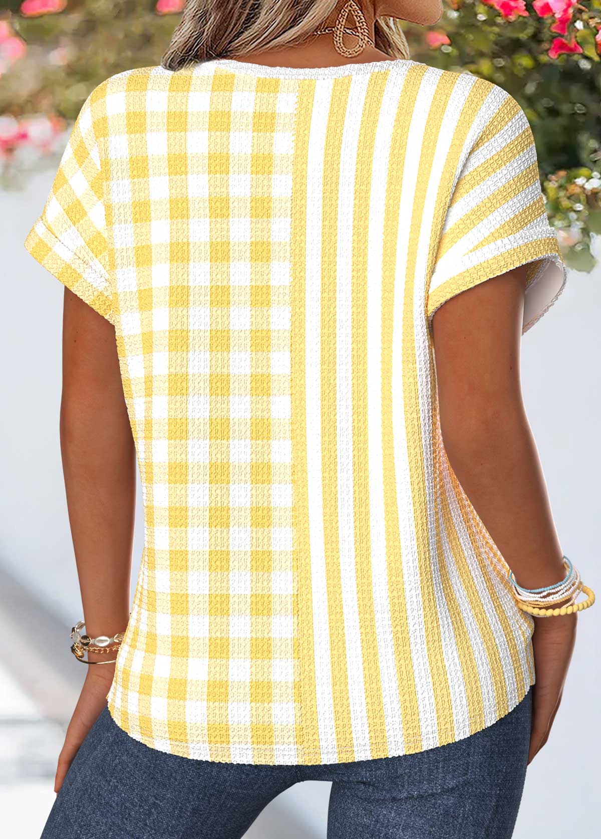 Light Yellow Geometric Print Tummy Coverage T Shirt | picture 