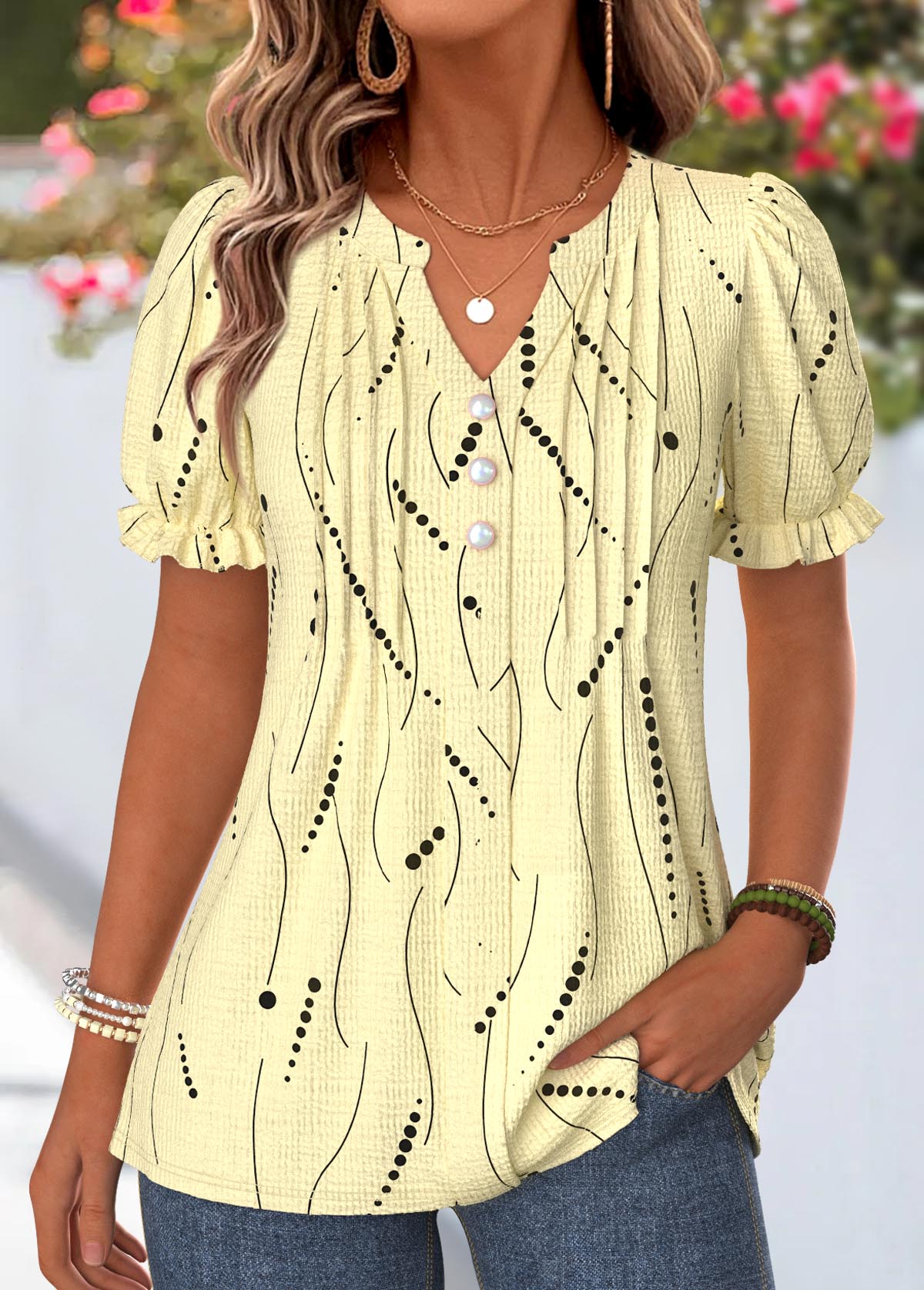 Yellow Geometric Print Frill Short Sleeve Split Neck Blouse | picture 