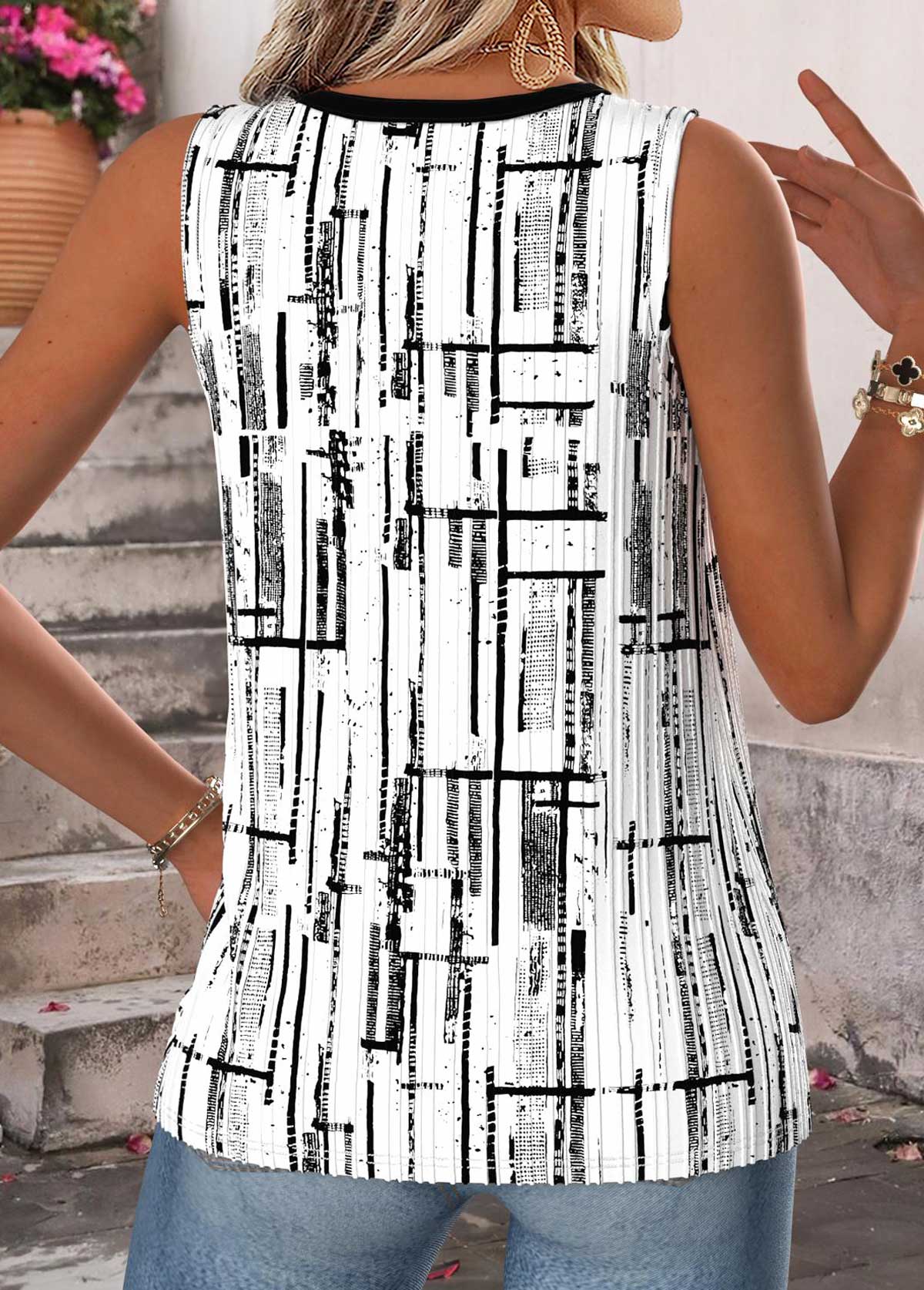 Raw White Geometric Print Curved Hem Sleeveless Tank Top | picture 