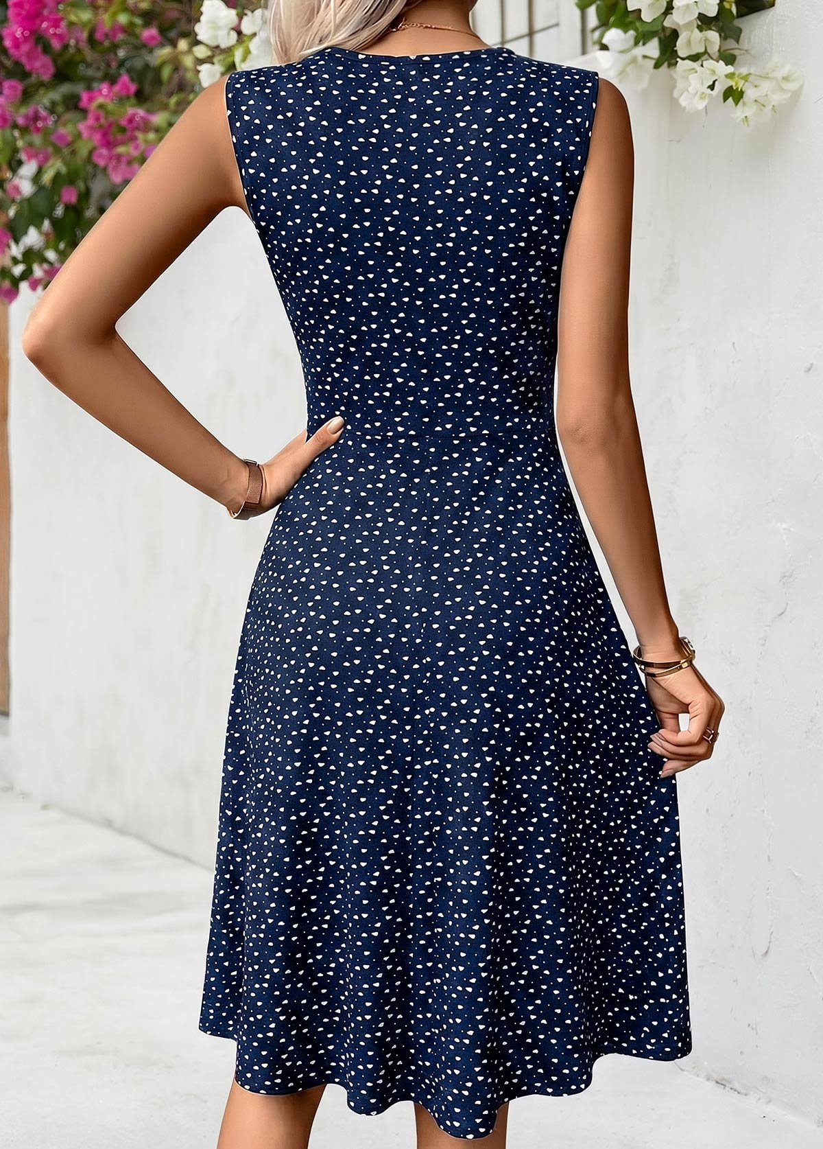 Blue Geometric Print Surplice Sleeveless V Neck Dress | picture 