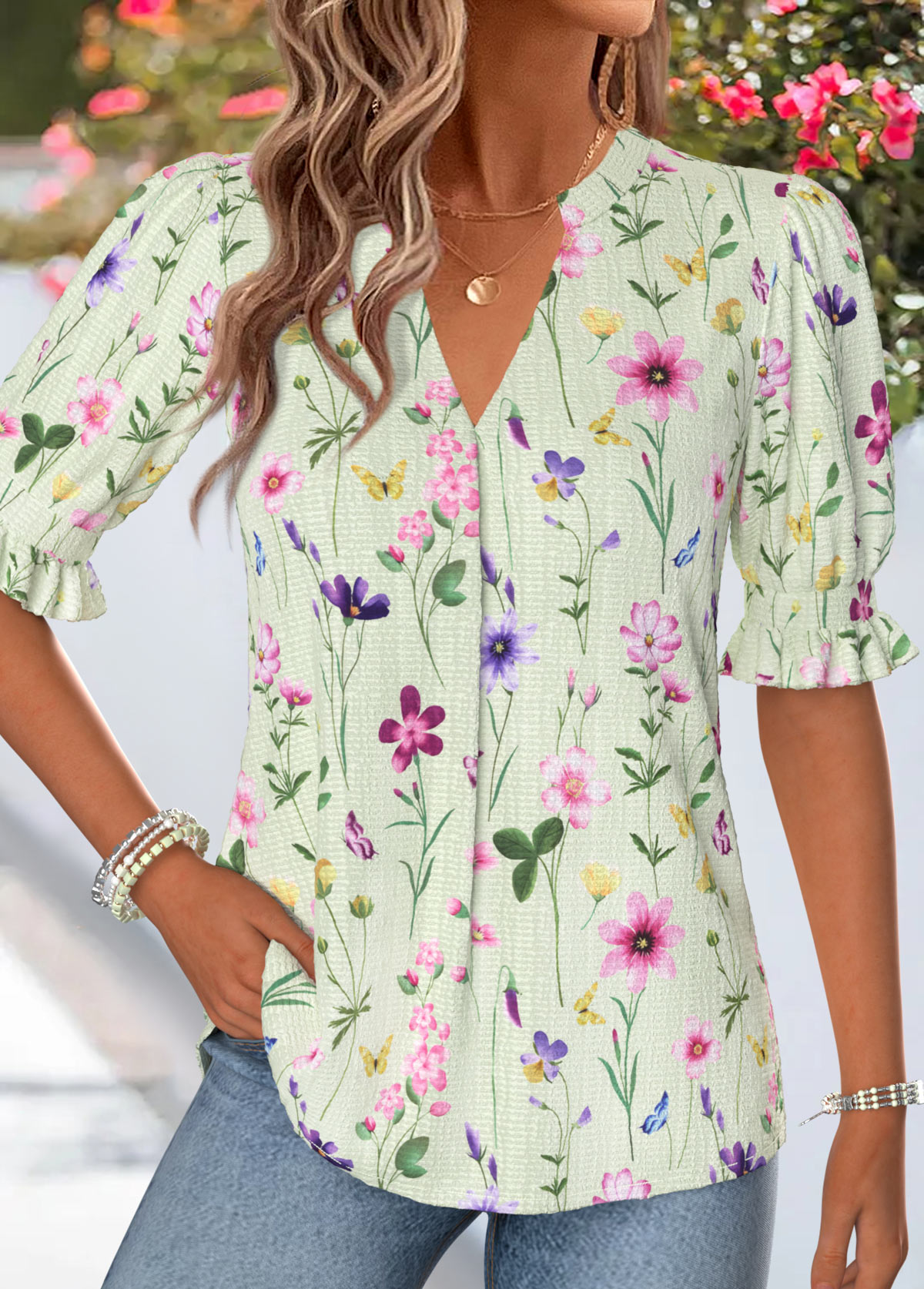 Green Floral Print Shirred Half Sleeve Split Neck Blouse | picture 