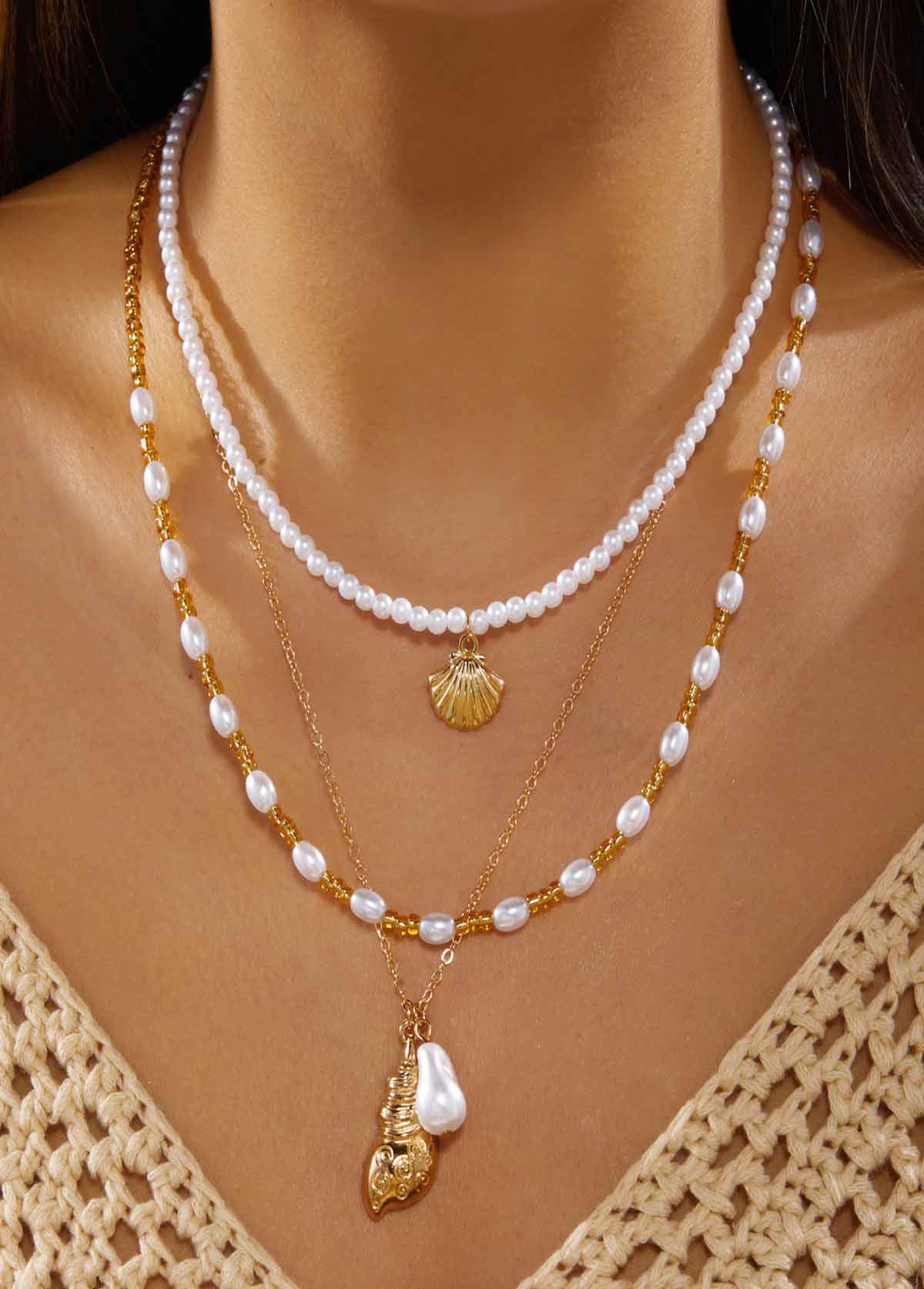 Beige Color Shell Alloy Detail Necklace | picture 