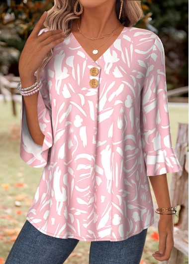 women clothes image of Light Pink Geometric Print Curved Hem 3/4 Sleeve Blouse