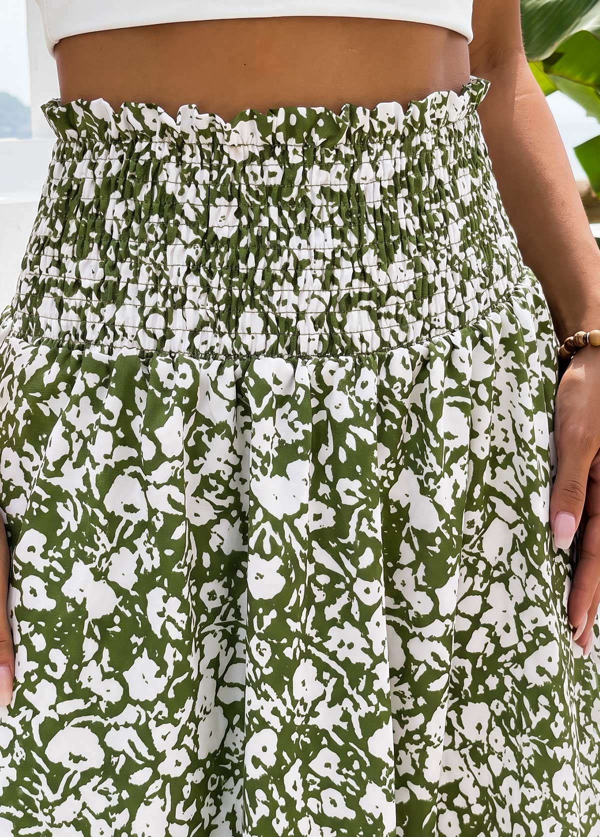 Green Pocket Ditsy Floral Print A Line Maxi Skirt | picture 