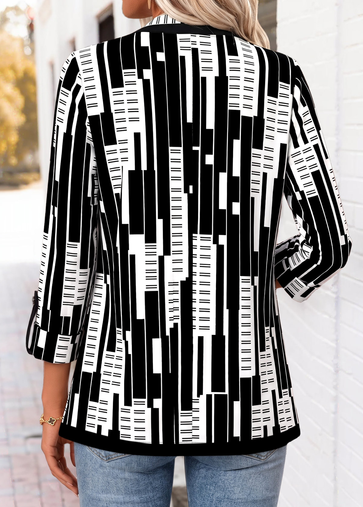 Black Geometric Print Half Sleeve Fake Two Piece Twinset | picture 