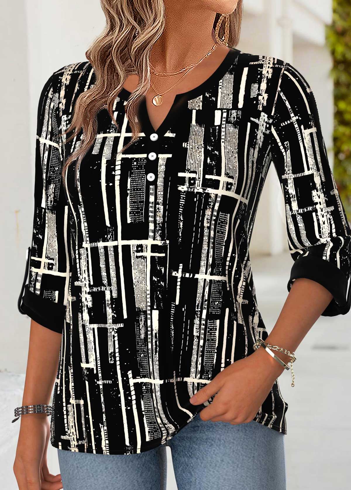Black Geometric Print Curved Hem 3/4 Sleeve Blouse | picture 
