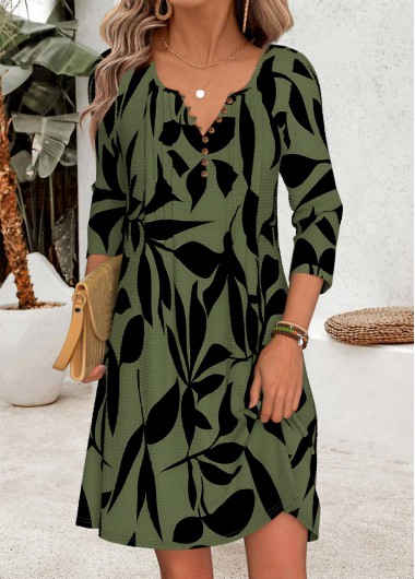 women clothes image of Sage Green Leaf Print Short Tuck Stitch Dress