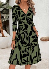 Sage Green Leaf Print Shirred Long Sleeve Dress | thumb picture 