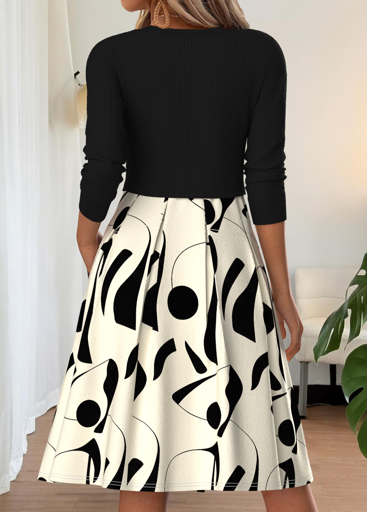 Black Geometric Print Pleated Long Sleeve Round Neck Dress 2