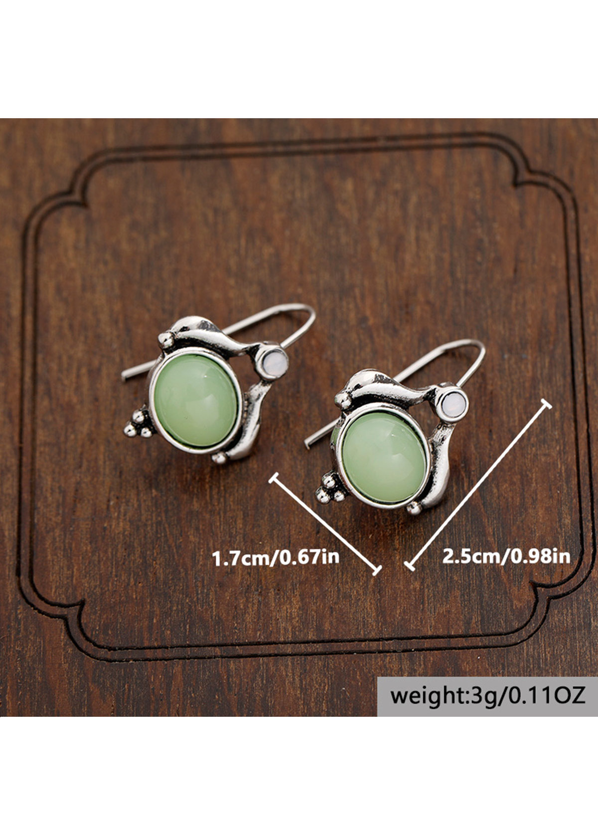 Green Color Oval Polyresin Material Earring 3