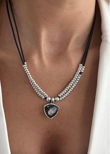 women clothes image of Black Heart Design Alloy Necklace Set